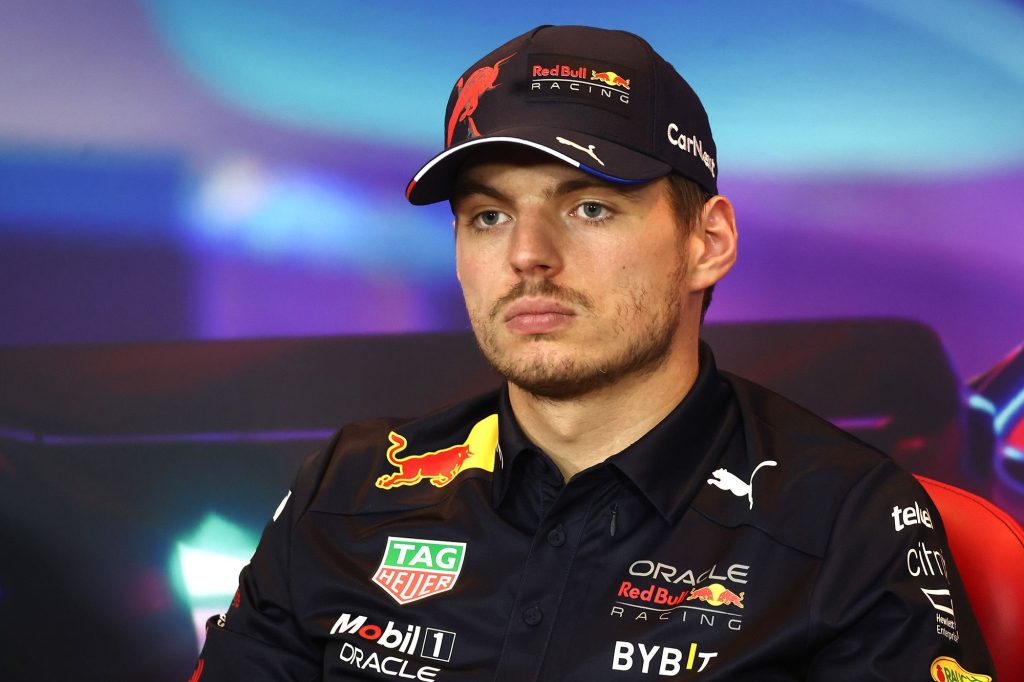 221118084343-02-max-verstappen-family-abuse