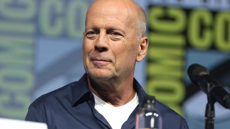 feat-crop-Bruce_Willis_42754330895-1600x900