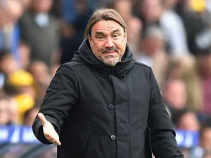 https___sportsmole-media-prod.s3.gra.io.cloud.ovh.net_uploads_2025_09_leeds-united-manager-daniel-farke-gestures-on-september-27-2025-68d80eb7785e5116421144