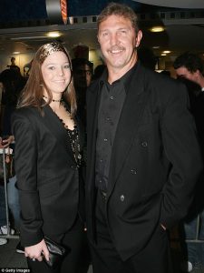 42B0CCDA00000578-4730776-image-a-73_1501048939893