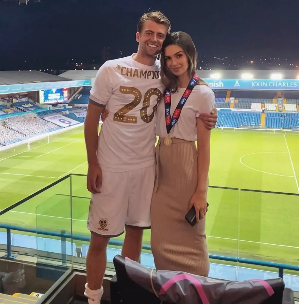 7d889075-7ba2-413d-982f-27b83c41f5a5