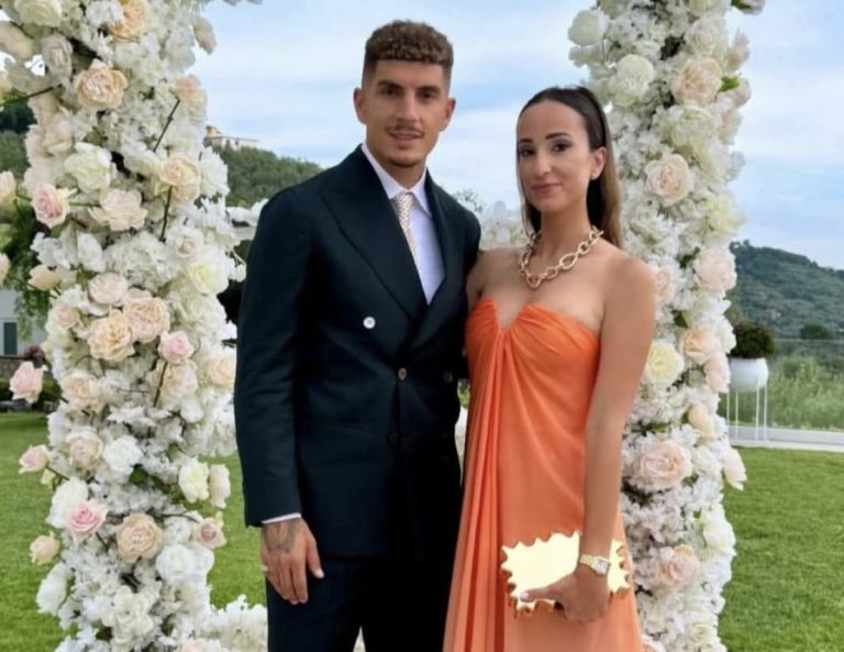 9092ce63-4bd3-4210-a379-c5e8a7b30d22 (1)