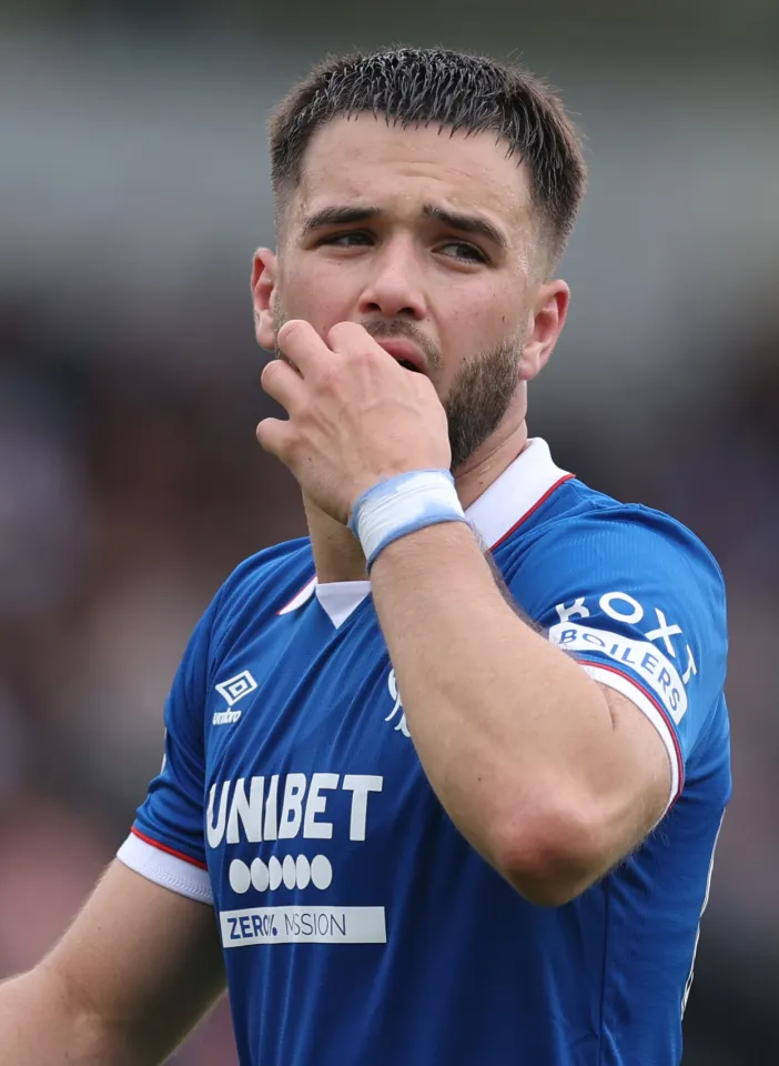 nicolas-raskin-rangers-seen-premier-1018210567_4a8165