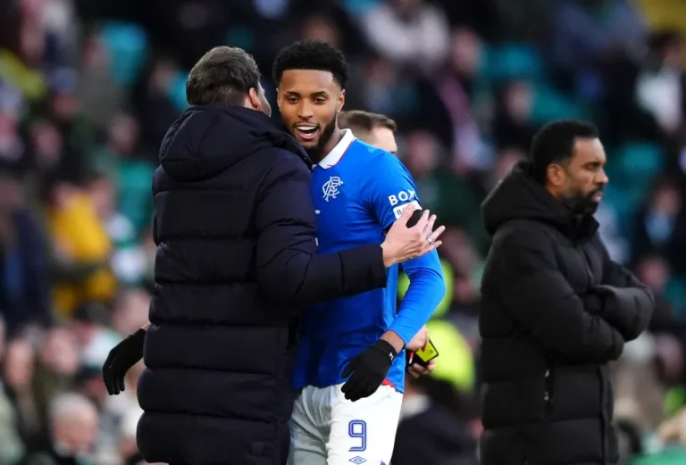 rangers-manager-danny-rohl-hugs-1049157334_3ece31