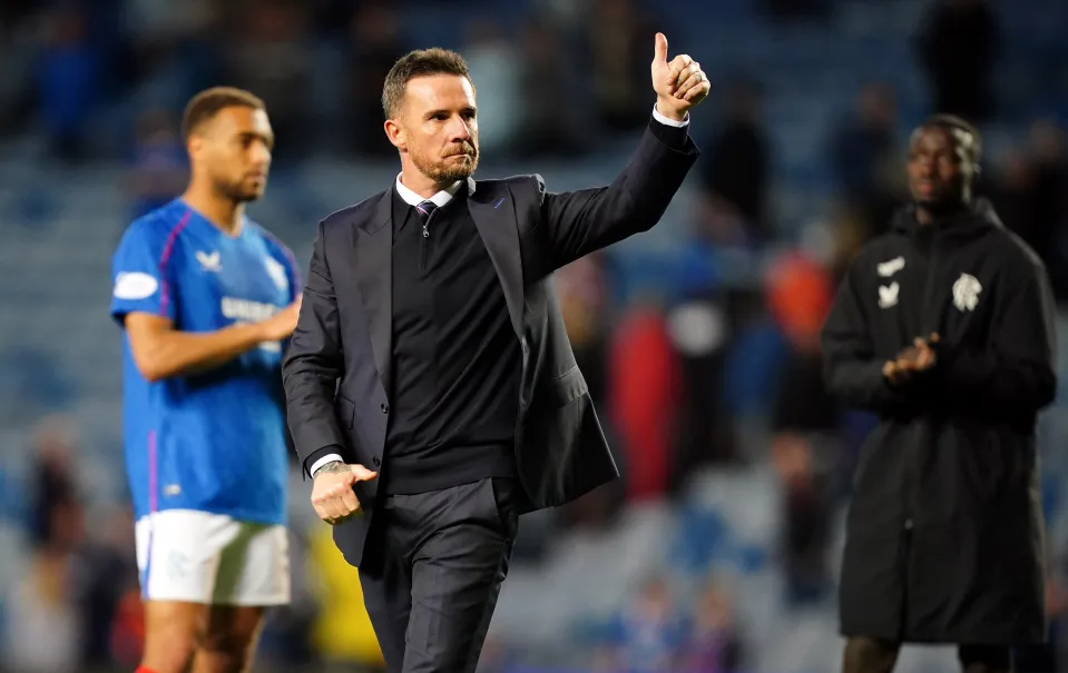 rangers-interim-head-coach-barry-994732751