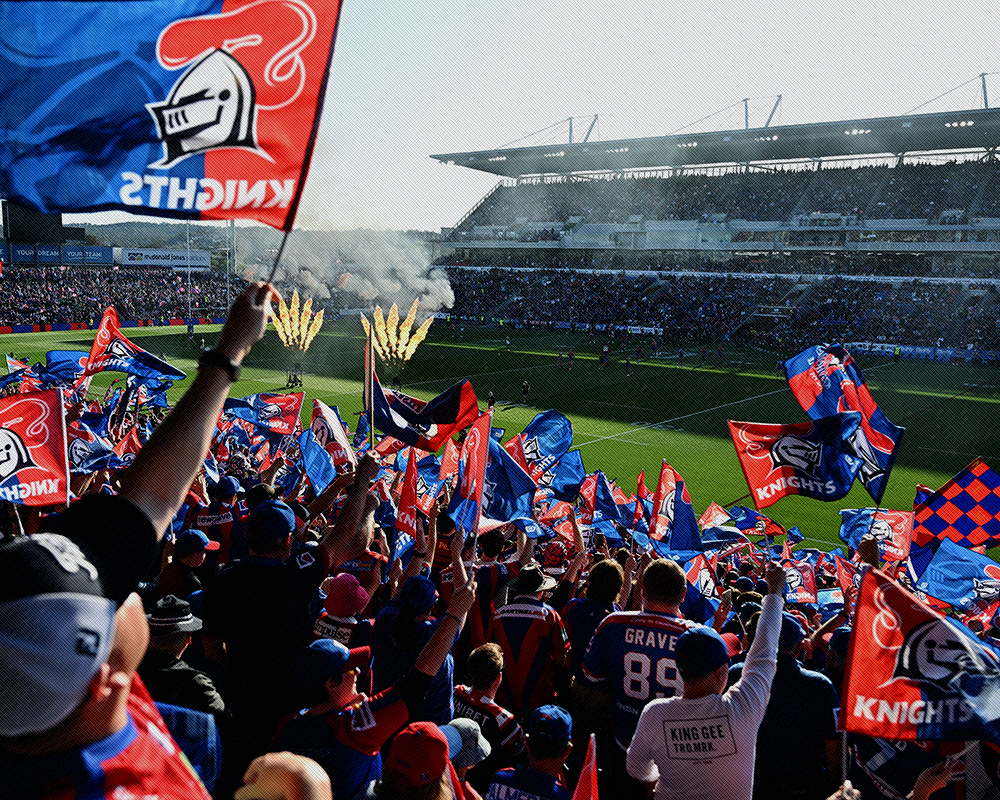 1000x80073098765_Knights-Fans_230910_GT_998_202391017413