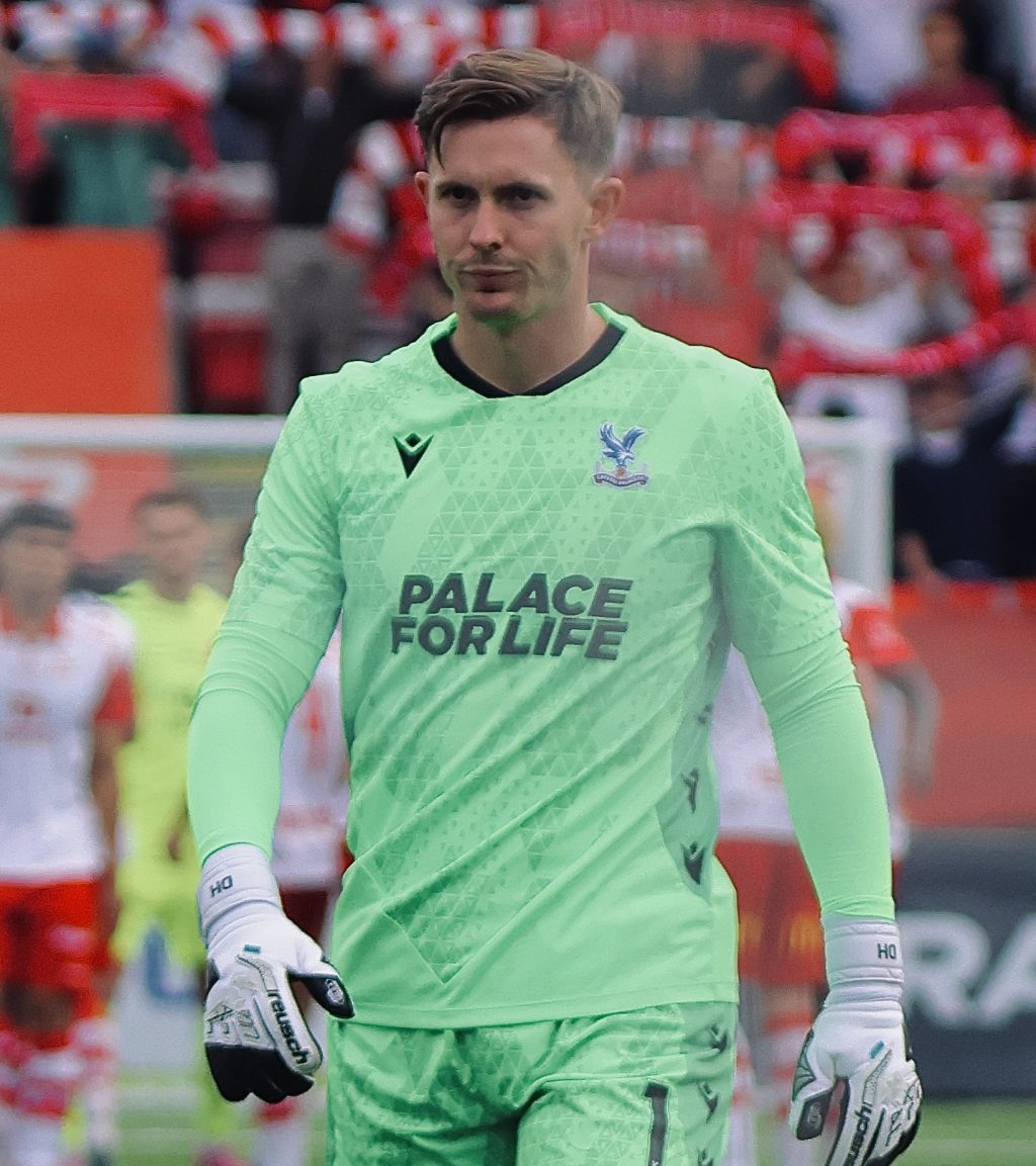 Fredrikstad_Fotballklubb_v_Crystal_Palace_FC,_28_August_2025_A11_(Dean_Henderson)