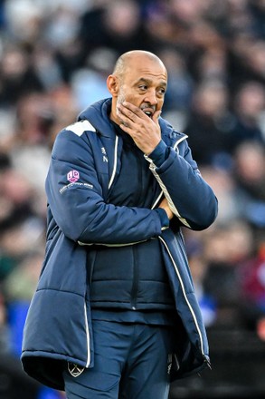 nuno-espirito-santo-manager-west-ham-looks-440nw-16105307db